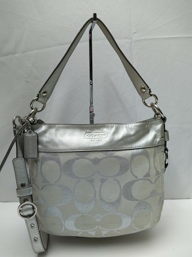 Borsa a tracolla media Coach Zoe Signature grigio argento tela pelle