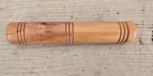 Vintage Häkelbox aus Holz 50er Jahre mit 9 Häkeln - Bild 1 von 3