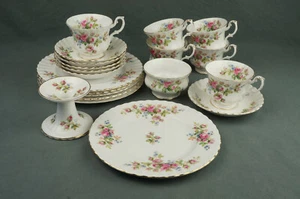 ROYAL ALBERT MOSS ROSE hermoso servicio de café antiguo 6P 20 piezas - Imagen 1 de 5