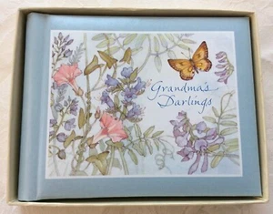 VTG 1982 HALLMARK “Grandma's Darlings” Purse Size Photo Album, Holds 20 Photos - Picture 1 of 6