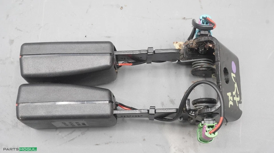 Cinturón de seguridad trasero izquierdo Volvo XC60 2010-2012 hebilla negro 34019472 OEM Foto 1 de 4