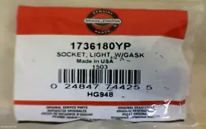 Briggs & Stratton 1736180P Luce presa con guarnizione ORIGINALE (7H1C) - Foto 1 di 3