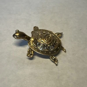 Brass Sea Turtle Tortoise Brooch with Spring Wobbly Head Pin Closure - Picture 1 of 8