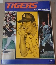 1971 Detroit Tigers Yearbook Bill Freehan Norm Cash Al Kaline Willie Horton