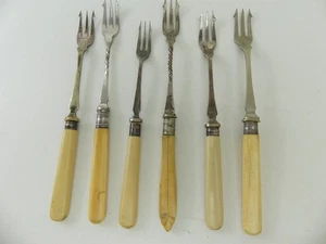 (ref288BDb) 6 Antique bovine bone handled pickle forks - Picture 1 of 4