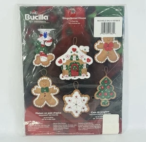 Vtg 2004 Plaid Bucilla Felt Christmas Ornaments Kit Set Gingerbread House Man - Picture 1 of 10