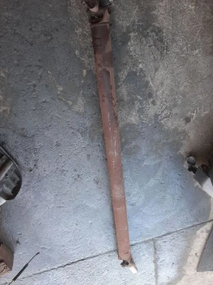 Rear Drive Shaft 137" Wb Automatic 2WD 05-07 FORD F250SD PICKUP 5C3Z4602TA - Image 1 of 4