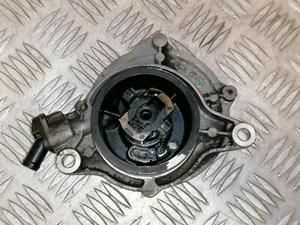 Pompe à vide Pierburg - BMW - Réf : 7.00437.01 - Picture 1 of 3
