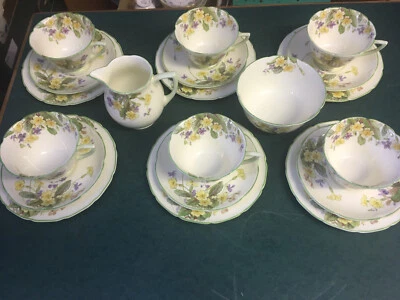 Royal Doulton April V2000 Tea Service - No Teapot. 20 Piece Set - Image 1 of 4