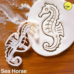 Seahorse cookie cutter | nautical theme beach wedding party favor ocean biscuit - Picture 1 of 6