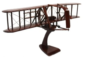 1903 Wright Flyer modelo de exhibición de madera de caoba natural - Imagen 1 de 3