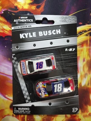 NASCAR Authentics Kyle Busch escala 1:87 diecast paquete de 2 2019 Wave 05 Liquid Chase Foto 1 de 4