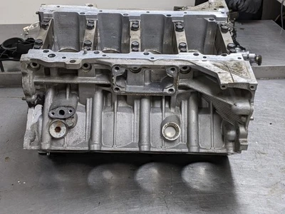 Bloque de cilindros de motor para 14-19 Infiniti QX80 5.6 110009FV1A 4x4 Foto 1 de 4