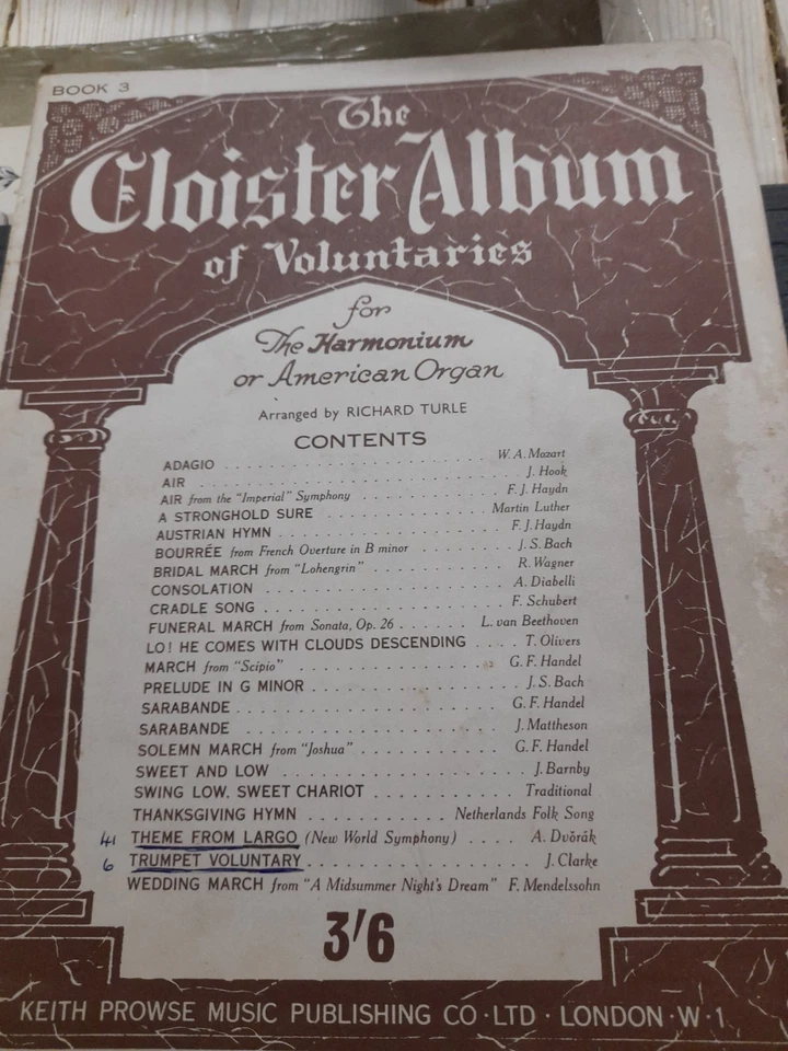 THE CLOISTER ALBUM OF22 ORGAN VOLUNTARIES BOOK 3 - Image 1 of 1