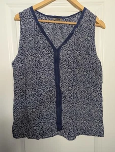 Jigsaw Damen Top 100 % Seide in UK 14 (US 10) marineblau weiß ditsy Blumenmuster - Bild 1 von 11