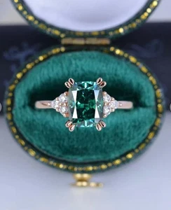 950 Platinum 2.30 Ct Cushion Cut Lab Grown Green Emerald Gemstone Wedding Ring - Picture 1 of 9