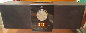 Logitech Pure-Fi Express Plus S-00067 - iPod/iPhone Alarm \ Speaker - Bluetooth - Picture 1 of 6
