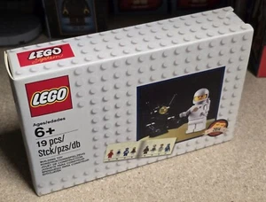 Lego 6079531 Classic Spaceman 2014 Rare Retired Quick Post NEW SEALED DESCATALOG - Imagen 1 de 5
