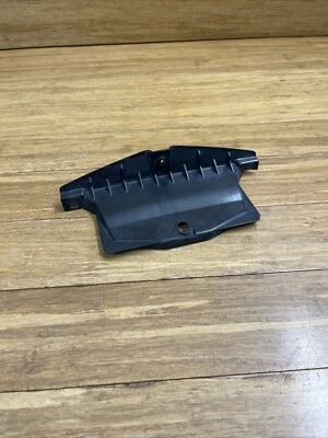 Parachoques delantero soporte central OEM 2014 2015 Audi R8 Spyder *NOTA* Foto 1 de 4