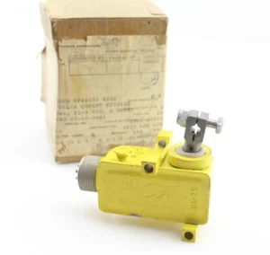 Nuevo Nuevo Nuevo de Lote Antiguo Cantidad 1 Electro Snap H6-25 Rodillo Limitado 4 Circuitos Interruptor DPDT EE. UU. 1956 - Imagen 1 de 12