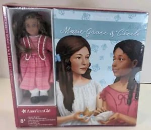 Mini bambola Marie-Grace & Cecile American Girl con 6 libri e gioco da tavolo nuova con scatola NRFB - Foto 1 di 5