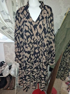 Shein Curve Dress 3XL Ladies Dress 20-22 - Picture 1 of 3