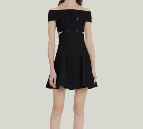 Mini abito Alexander McQueen da donna nero con la spalla svasato $2390 taglia XS