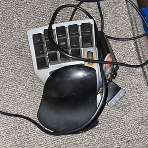 Belkin Nostromo SpeedPad N52 F8GFPC100 USB Gaming Keypad Tested Working - Picture 1 of 3