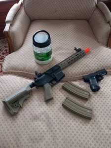 Elite force M4 Rifle Airsoft Starter Kit  and pistol - Picture 1 of 1