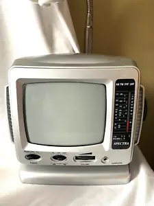 Spectra Silver 5" Black & White TV AM/FM Radio Receiver 52-BWR w/Antenna - READ - Bild 1 von 4