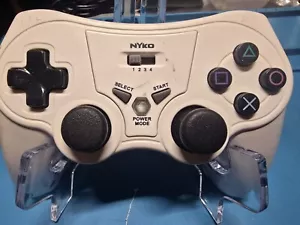 Nyko Wireless Playstation 2 Controller 81585 Powers On - Picture 1 of 5