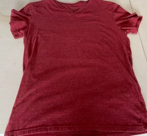 Men’s Medium Red American Eagle T-Shirt - Picture 1 of 2
