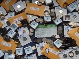 Lotto immobiliare vendita monete USA ~ ARGENTO ~ ORO, MONETE, SMERALDI - 10 PZ. LOTTO-INVESTI ORA - Foto 1 di 6