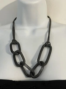 Gunmetal colored mesh chain necklace. mesh links in a multi chain - Picture 1 of 10