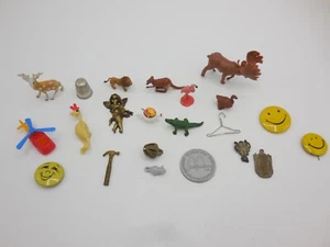 Mixed Lot 21 Miniature Toys Figurines Cracker Jack Prizes Charms Junk Drawer Lot - Picture 1 of 5