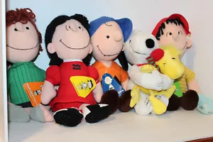 Bambole Famiglia Peluche Arachidi Vintage con Etichette/Produzioni Determinate/Set di 6 - Foto 1 di 10