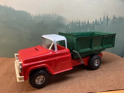 Camión de volteo Buddy L de metal restaurado Foto 1 de 4