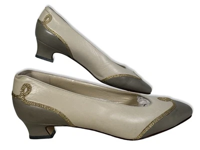 Bally Vtg Womens Pumps Size 5.5 Beige Two Tone Low Heel Classic Leather Metallic - Image 1 of 4