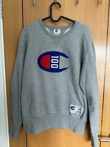 Champion 100 Jahre Sweatshirt grau Rundhalsausschnitt bestickt Logo Größe Medium - Bild 1 von 4