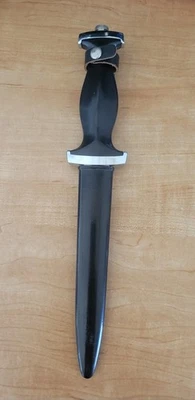 Cuchillo Daga Bota Pantera Negra Solingen Alemania con Funda y Correa de Cuero Foto 1 de 4
