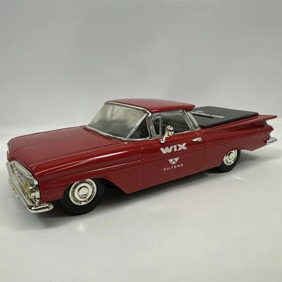 Banco de vehículos diecast Ertl - Chevy El Camino 1959 filtros Wix Foto 1 de 4