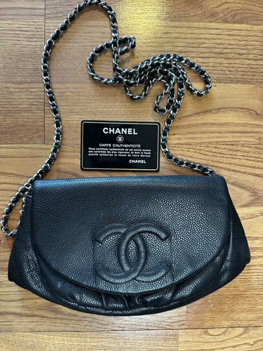 Preloved con Autore Card CHANEL Halfmoon WalletOnChain + Accenti Argento 2010 CC