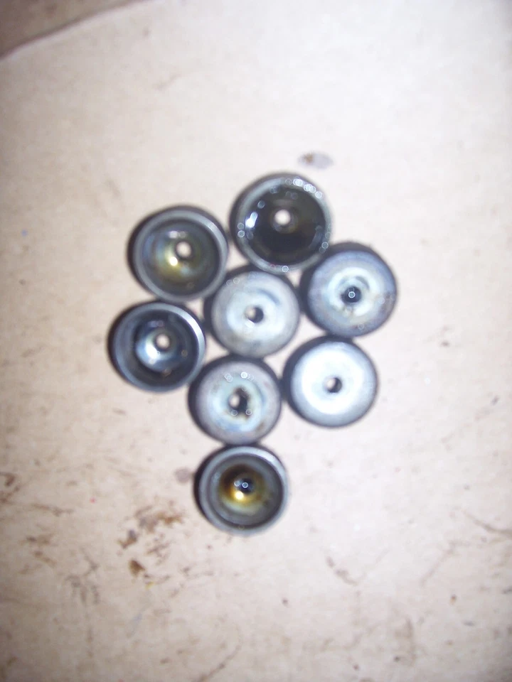 TRACTOR DE GAS MASSEY HARRIS 444 DE COLECCIÓN - BOTONES DE VÁLVULA DE MOTOR - 1956 Foto 1 de 1