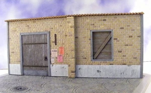 Reality In Scale 1/35 Old Warehouse Facade for Diorama (Size: 29x12.5cm) - Picture 1 of 1