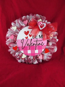 Red,White, and Pink Striped Bubble Poof Valentine Deco Mesh Wreath - Picture 1 of 7