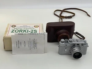 Zorki-2S Silver Russian Rangefinder camera copy LEICA 35mm INDUSTAR-26M 2.8/50mm - Picture 1 of 13