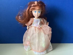 BAMBOLA FANTASIA Coleco Princess Magic Touch - Ottime condizioni con vestito - Foto 1 di 6