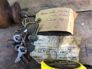 kleines Lot alter Gebrauchsschlüssel Manchester CT Sanitärabteilung Präsidentenschlüssel - Bild 1 von 5