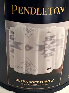 PENDLETON Ultra Soft Throw Western Motif Cozy 50"X 70" Gray White - Picture 1 of 6