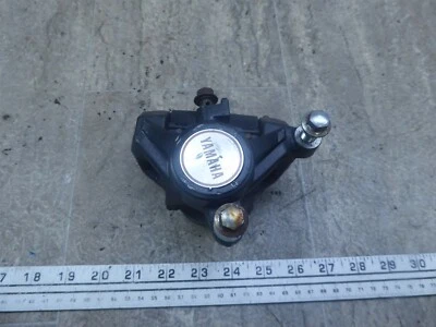 1986 Yamaha FZ600 Y708-2) front right brake caliper Foto 1 de 4